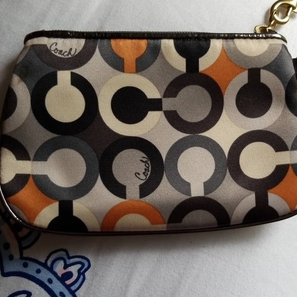 Coach wristlet - Picture 3 of 4